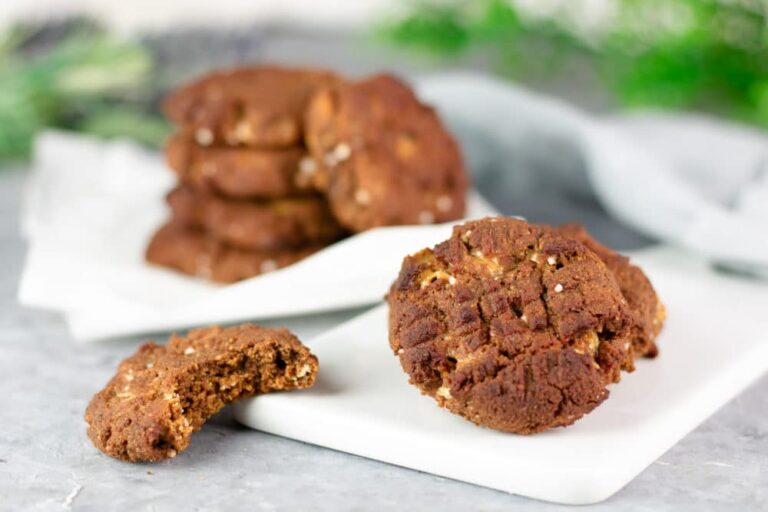 Die salted Macadamia-Cookies sind Low Carb, glutenfrei und zuckerfrei. Sie sind eine schöne Ergänzung zwischen süß und salzig.