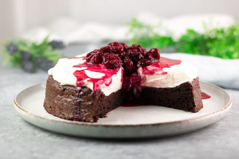 Low Carb Rotkäppchen-Kuchen