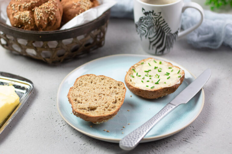 Die Sesambrötchen sind lecker, glutenfrei und gesund!