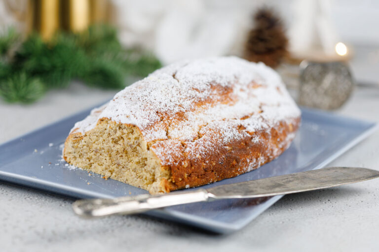 Low Carb Mandelstollen