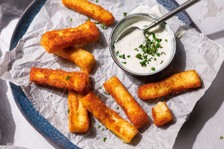 Low Carb Halloumi Fries