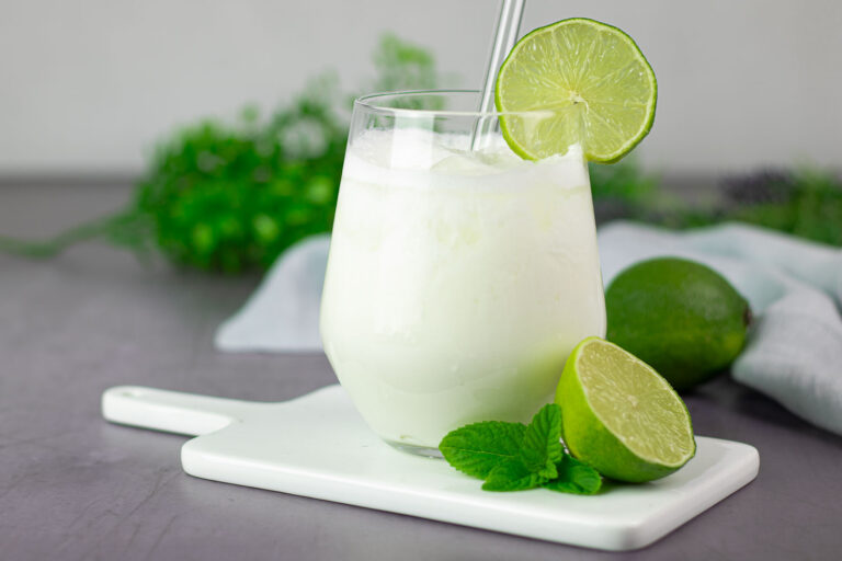 Low Carb Limetten-Lassi