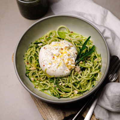 Low Carb Zucchininudeln mit Burrata